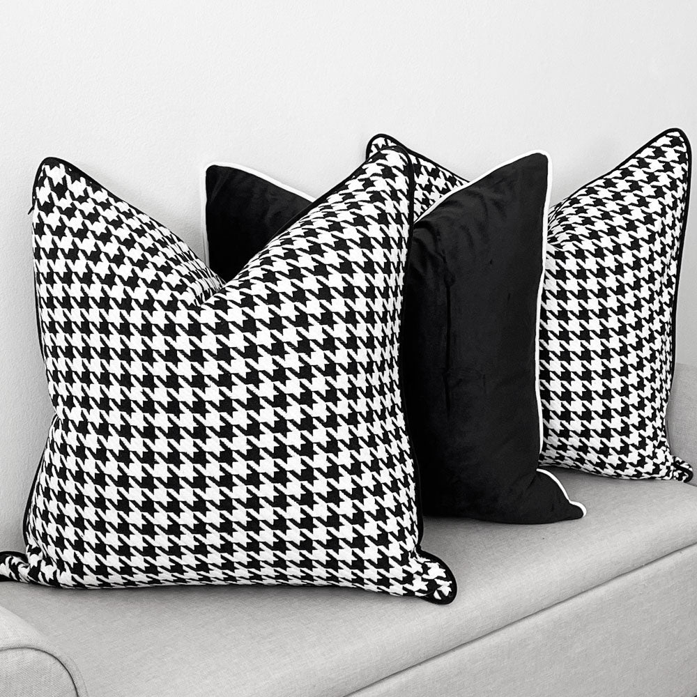 Houndstooth Cushion | Cocoa