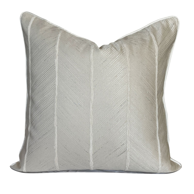 Vogue Luxe Cushion